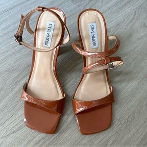 Steven Madden Ankle Strap Sandal in Cognac
Patent Size 9 Brand New